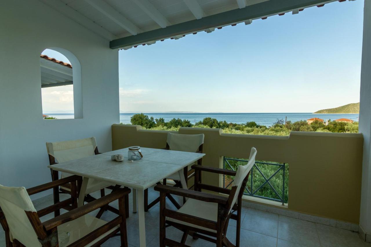 Elaionas Aparthotel Leonidio Ngoại thất bức ảnh